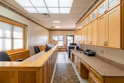 2425  16th St, La Crosse, WI 54601 - Photo 5