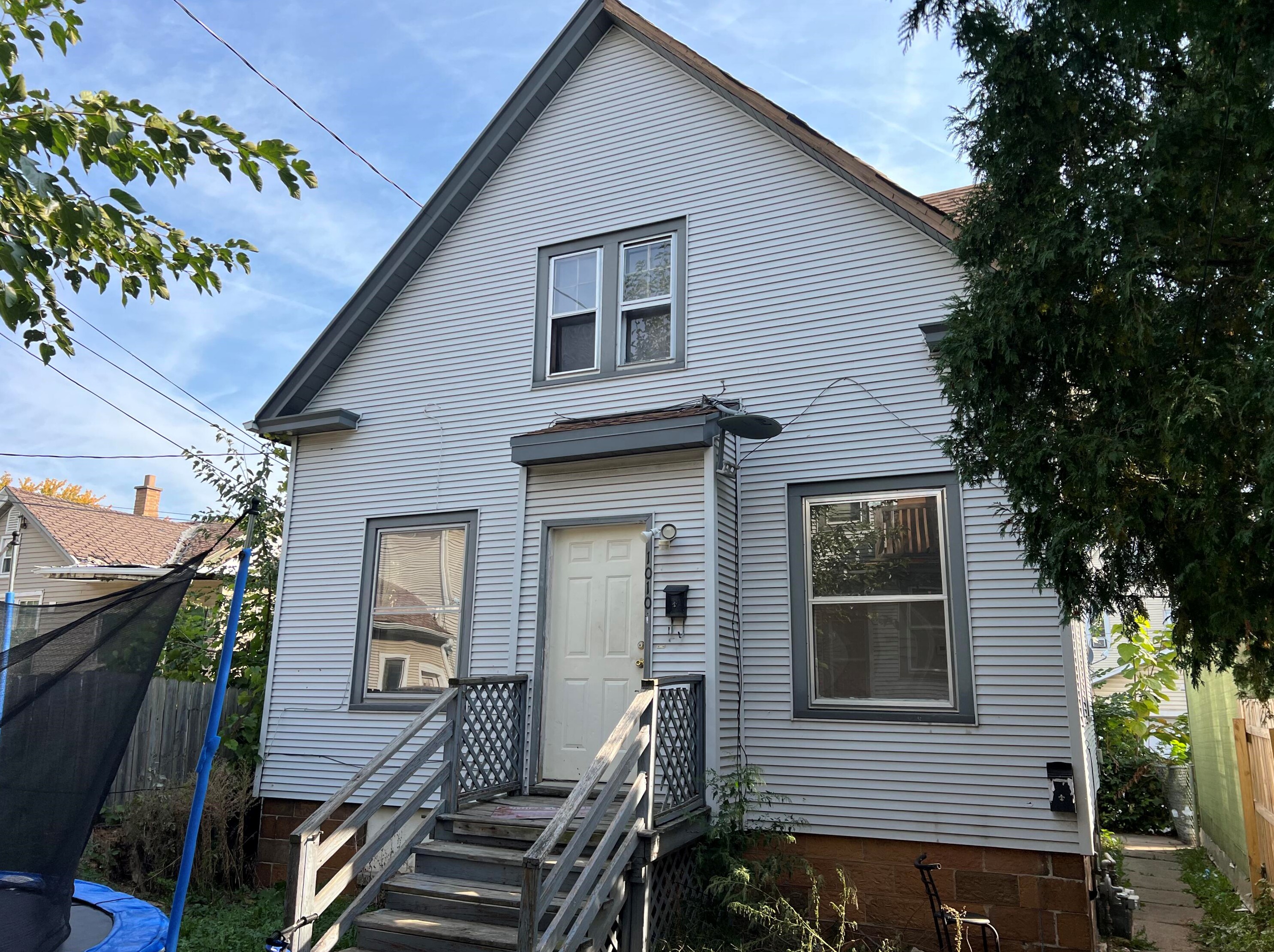 1008 26th St, Milwaukee WI  53204-1946 exterior