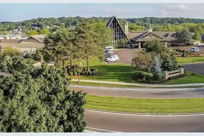 208  Fontana Blvd #3, Fontana, WI 53125 - Photo 7