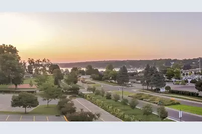 220  Fontana Blvd #6, Fontana, WI 53125 - Photo 9