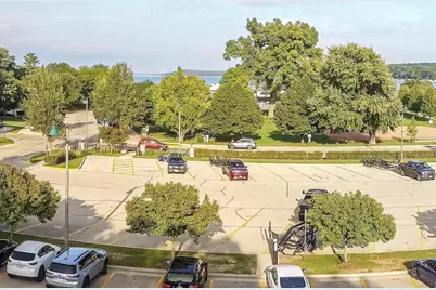 224  Fontana Blvd #7, Fontana, WI 53125 - Photo 11