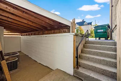 2414 N Farwell Ave #2, 5, Milwaukee, WI 53211 - Photo 29