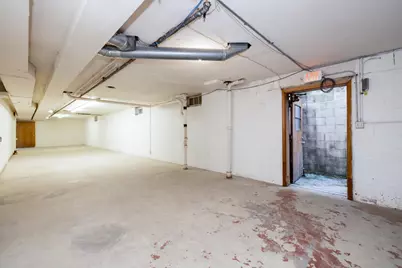 2414 N Farwell Ave #2, 5, Milwaukee, WI 53211 - Photo 27