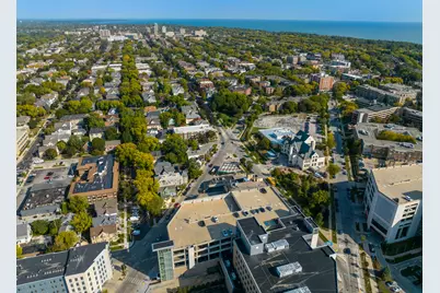 2414 N Farwell Ave #2, 5, Milwaukee, WI 53211 - Photo 35