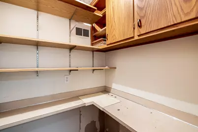 2414 N Farwell Ave #2, 5, Milwaukee, WI 53211 - Photo 21