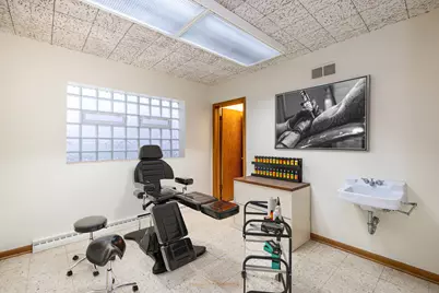 2414 N Farwell Ave #2, 5, Milwaukee, WI 53211 - Photo 13