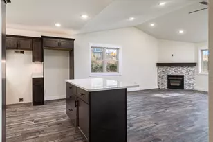 1213 16th Fairway Dr, Viroqua, WI 54665 - Photo 3