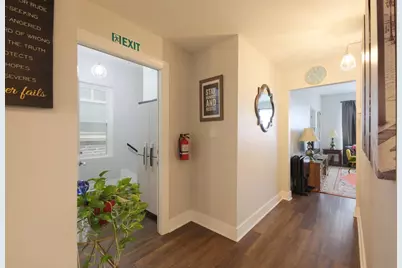 7035 W Greenfield Ave, West Allis, WI 53214 - Photo 7