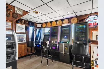 4220  Memorial Dr, Two Rivers, WI 54241 - Photo 9