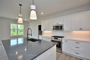 6026 Maxwell Ct, Racine, WI 53402 - Photo 13