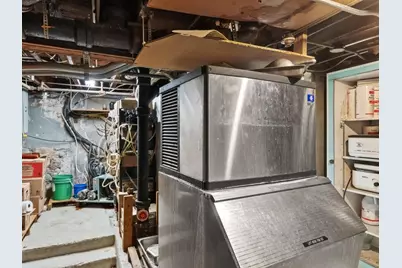 702  Buffalo St, Manitowoc, WI 54220 - Photo 25