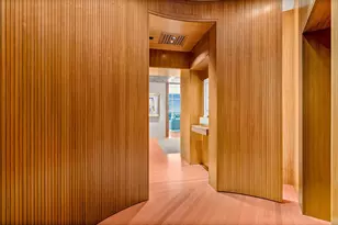 825 N Prospect Ave, Milwaukee, WI 53202 - Photo 23