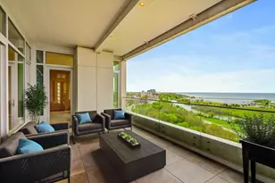 825 N Prospect Ave, Milwaukee, WI 53202 - Photo 5