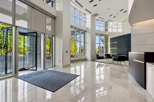 825 N Prospect Ave, Milwaukee, WI 53202 - Photo 27