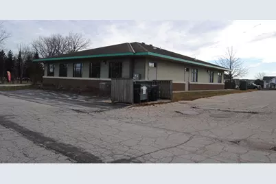 N168W20566  Main St, Jackson, WI 53037 - Photo 3