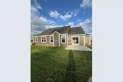 497  Limestone Ln, Slinger, WI 53086 - Photo 5