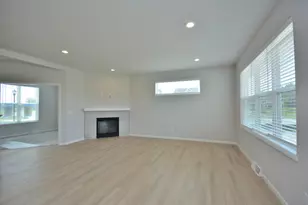 6026 Sean Ct, Racine, WI 53402 - Photo 11