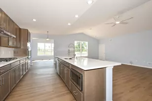 412 Kensington Ct, Williams Bay, WI 53191 - Photo 11