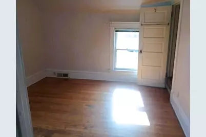 233 S Water St, Fort Atkinson, WI 53538 - Photo 9