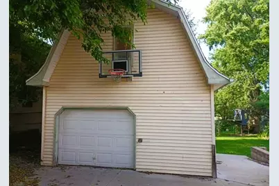 233 S Water St, Fort Atkinson, WI 53538 - Photo 17