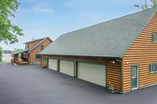 7031 W Wind Lake Rd, Racine, WI 53185 - Photo 71