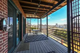 301 E Reservoir Ave, Milwaukee, WI 53212 - Photo 11