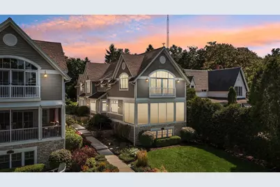 473  Wrigley Dr #2, Lake Geneva, WI 53147 - Photo 1