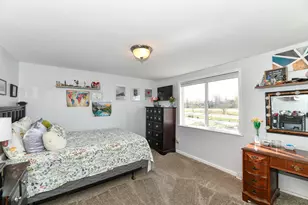 7715 W Wind Lake Rd, Racine, WI 53185 - Photo 15