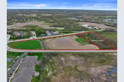 W151N11112  Mequon Rd, Germantown, WI 53022 - Photo 9