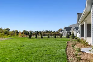 1749 N River Cir, River Hills, WI 53217 - Photo 37