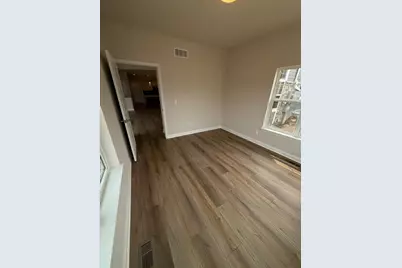 880 S Verona Cir #27, Grafton, WI 53024 - Photo 11