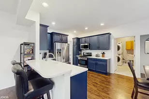 425 Maple Ln, Williams Bay, WI 53191 - Photo 9