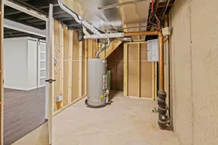 560 Free Church Dr, Williams Bay, WI 53191 - Photo 23