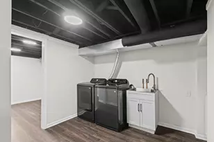 560 Free Church Dr, Williams Bay, WI 53191 - Photo 17