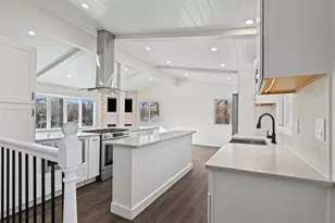 560 Free Church Dr, Williams Bay, WI 53191 - Photo 3