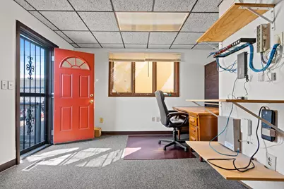 1308  Washington St, Manitowoc, WI 54220 - Photo 9