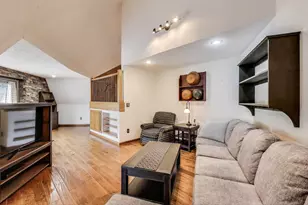 23528 89th St, Salem Lakes, WI 53168 - Photo 11