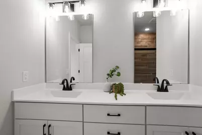 1700  Whalen Dr, Oconomowoc, WI 53066 - Photo 23