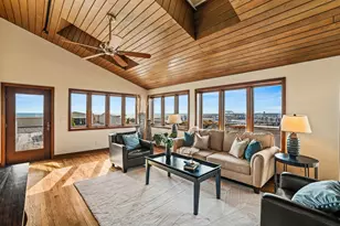 320 E Buffalo St, Milwaukee, WI 53202 - Photo 7