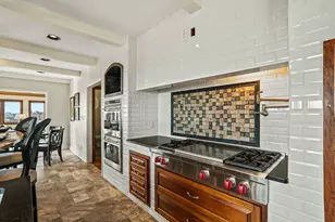 320 E Buffalo St, Milwaukee, WI 53202 - Photo 19