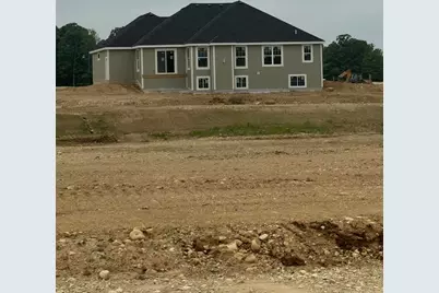 456  Sandstone St, Slinger, WI 53086 - Photo 3