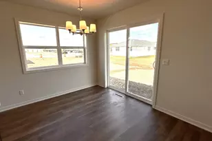 1041 McNish Ct, Sheboygan Falls, WI 53085 - Photo 9