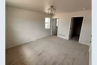 1048  McNish Ct, Sheboygan Falls, WI 53085 - Photo 9