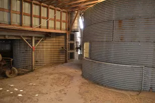 W11360 Raube Rd, Springvale, WI 53919 - Photo 17