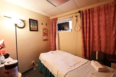 7026 W North Ave, Wauwatosa, WI 53213 - Photo 13