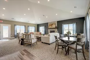 N28W25285 Parkway Ridge Circle, Pewaukee, WI 53072 - Photo 41