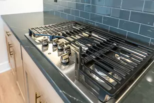 N28W25285 Madeline Blvd, Pewaukee, WI 53072 - Photo 11