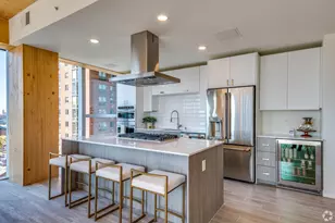 700 E Kilbourn Ave, Milwaukee, WI 53202 - Photo 3