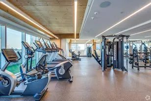 700 E Kilbourn Ave, Milwaukee, WI 53202 - Photo 11