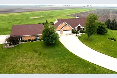 3  Carlock Dr, Danforth, IL 60930 - Photo 1